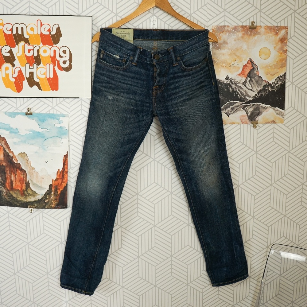 Abercrombie & FitchSkinny Dark Wash Jean